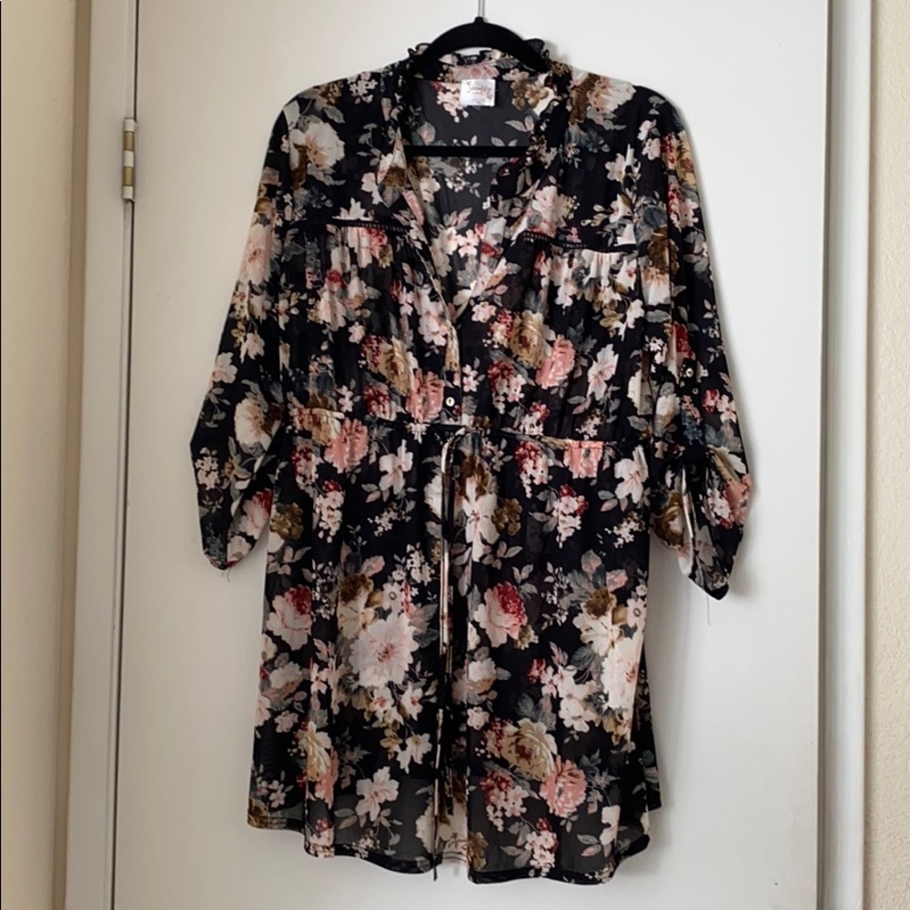 2x Maternity Top
